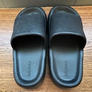 Cloud Slides Pillow Slippers